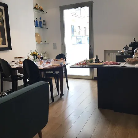 Πανσιόν Compagnia Del Salento *